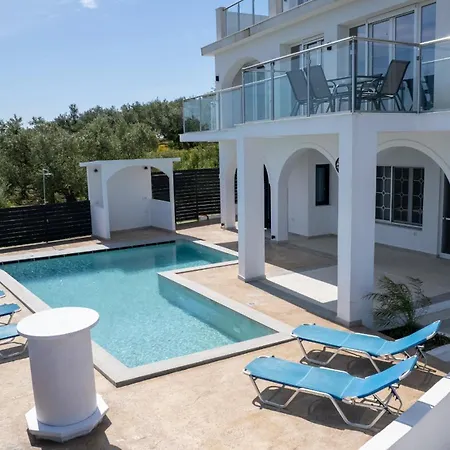Apartmán Gigi Star Luxury Apartvilla With Pool, Panoramic Sea View *