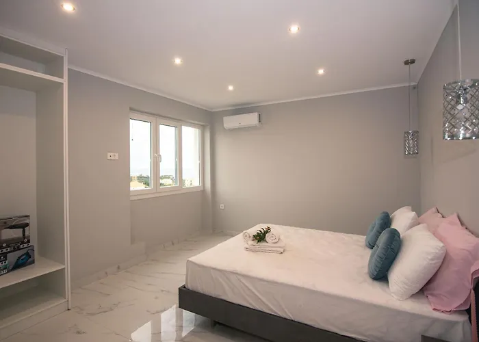 Gigi Star Luxury Apartvilla With Pool, Panoramic Sea View Διαμέρισμα Τσιλιβί