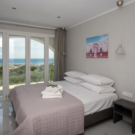 דירה Gigi Star Luxury Apartvilla With Pool, Panoramic Sea View טסיליבי